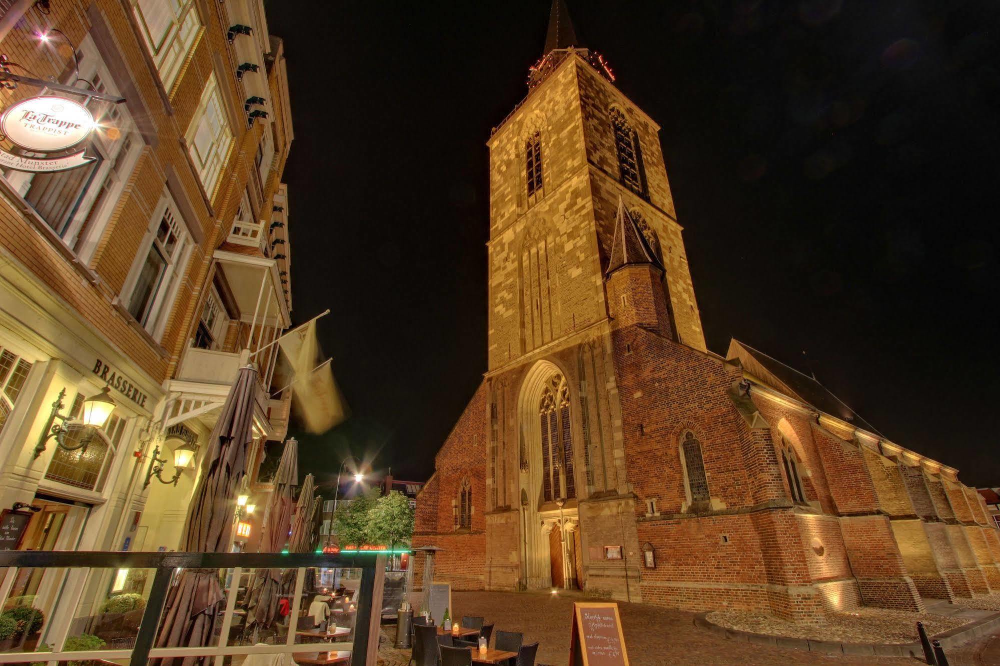 Hotel Restaurant Stad Munster ウィンタースウェイク エクステリア 写真 St Peter's Church, Lincoln