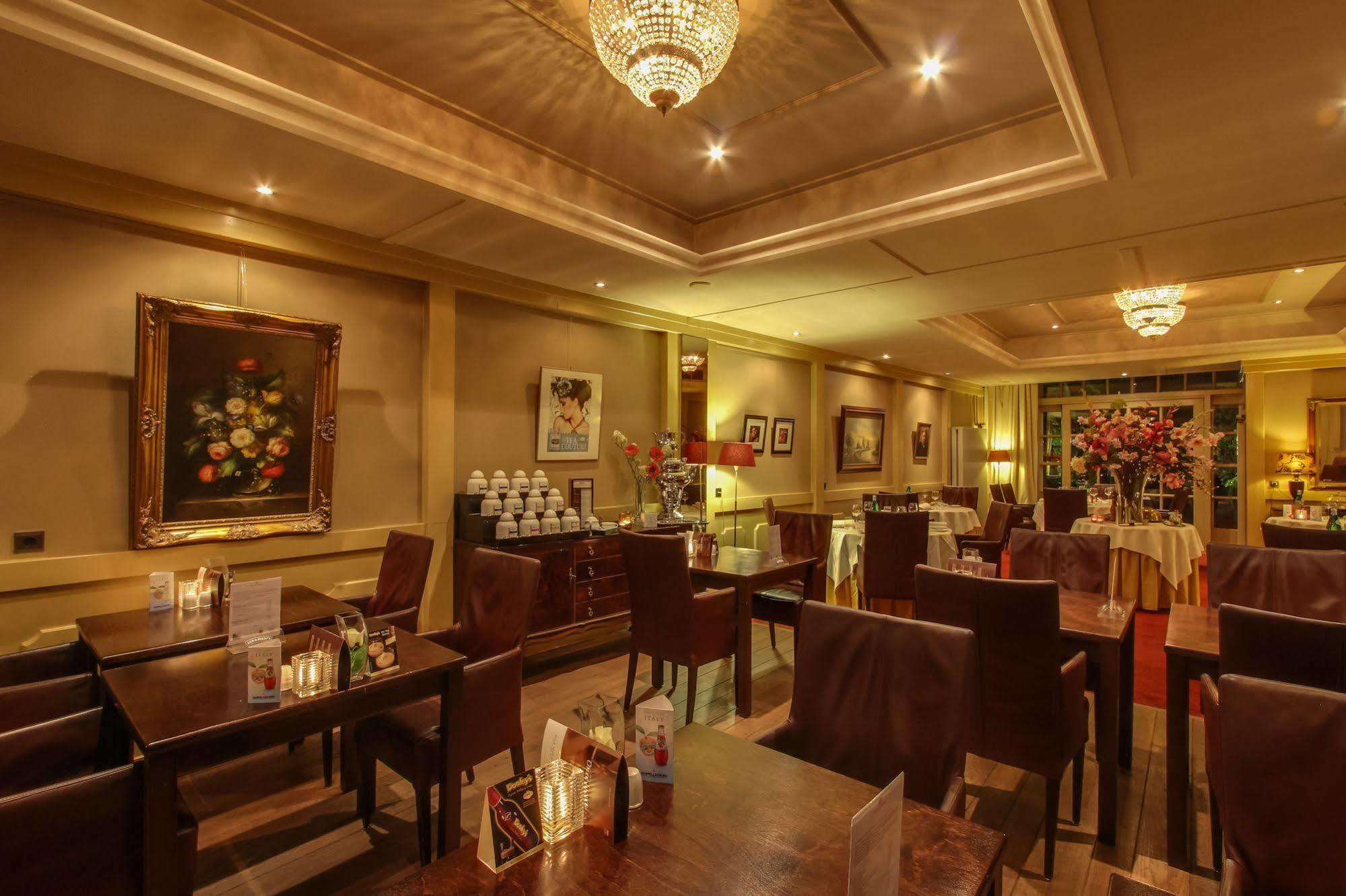 Hotel Restaurant Stad Munster ウィンタースウェイク エクステリア 写真 The interior of the restaurant